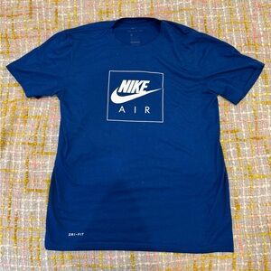 Nike T- Shirt